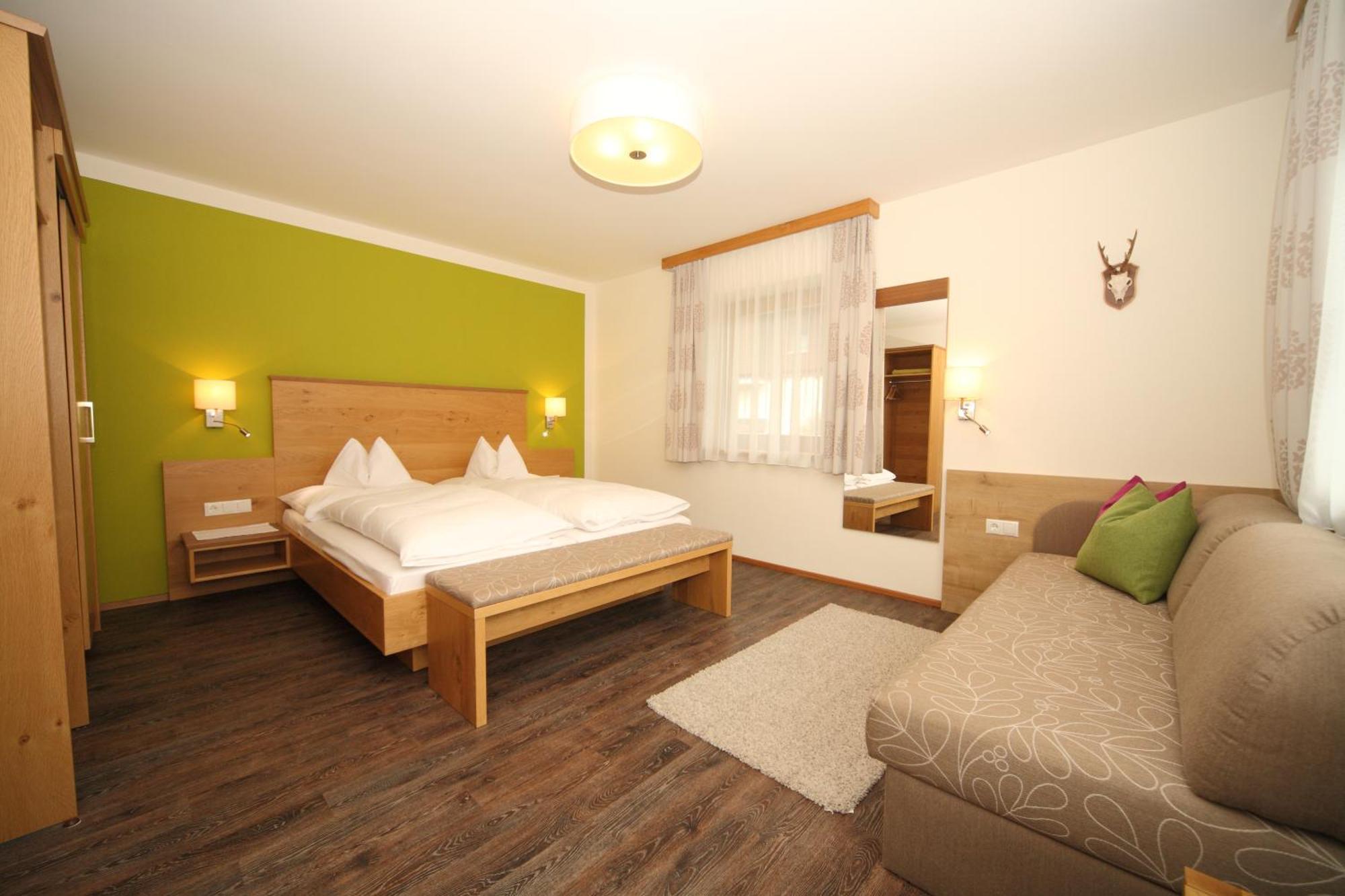 Kristall Apartment